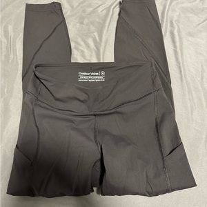 Outdoor Voices Black 7/8 leggings. Size M